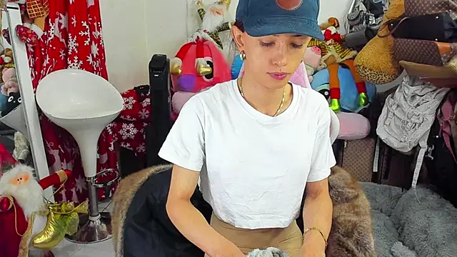 Lawrncesofiets online show from December 27, 2024, 2:54 pm