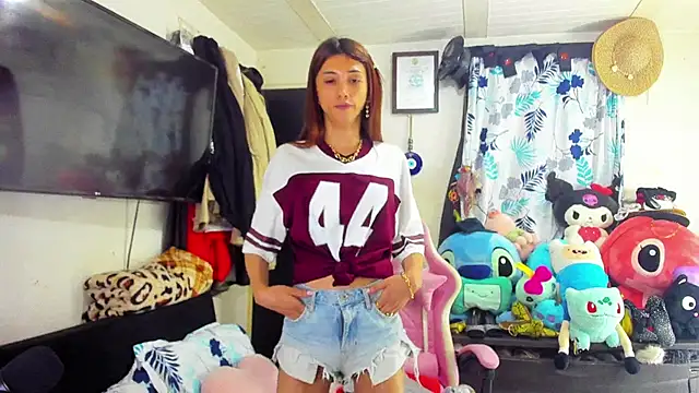 Lawrncesofiets online show from March 7, 2025, 6:11 pm