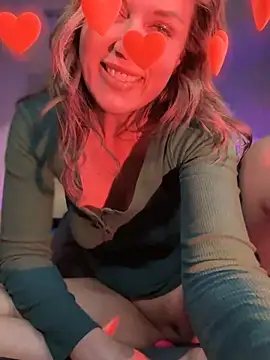 MaiseKnox online show from February 1, 2025, 3:19 am