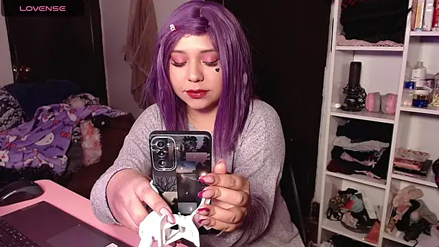 lil daisy7 online show from January 23, 2025, 2:55 am