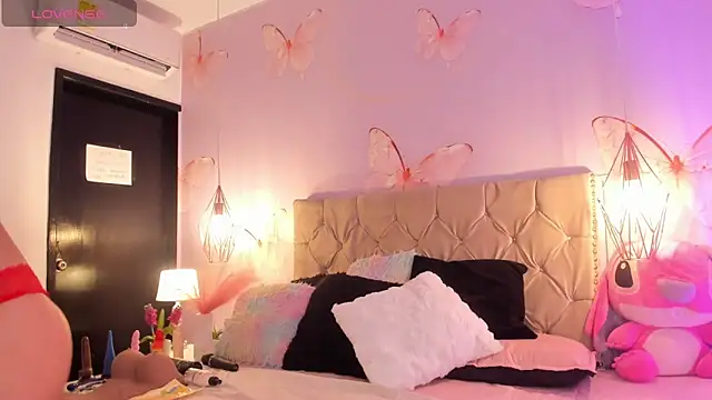 Vivi prinncess online show from March 21, 2026, 12:04 am