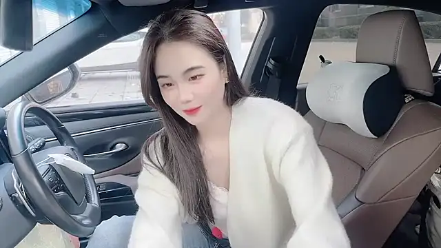 orla2021 online show from November 15, 2025, 12:52 am