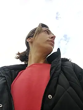 JoLeNe27 online show from April 7, 2026, 5:30 am