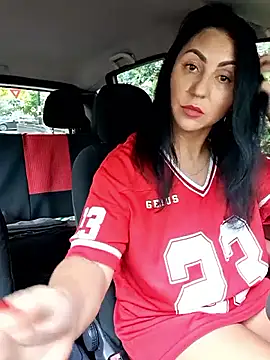 Snapshot of charrlote_love chatting on September 12, 2025, 11:32 am charrlote love online show from September 12, 2025, 11:32 am