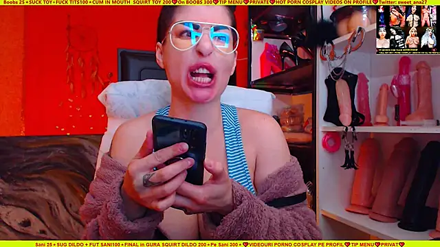 cuminmenowbbyx online show from December 14, 2025, 2:22 pm