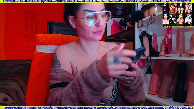 cuminmenowbbyx online show from February 15, 2026, 6:04 pm