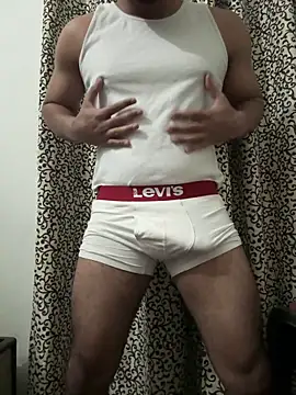 Rajbir0071 online show from November 5, 2025, 3:45 pm