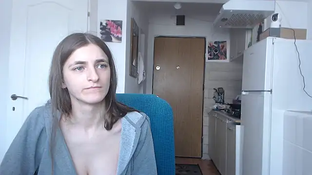 simyhvn online show from February 17, 2025, 11:23 am