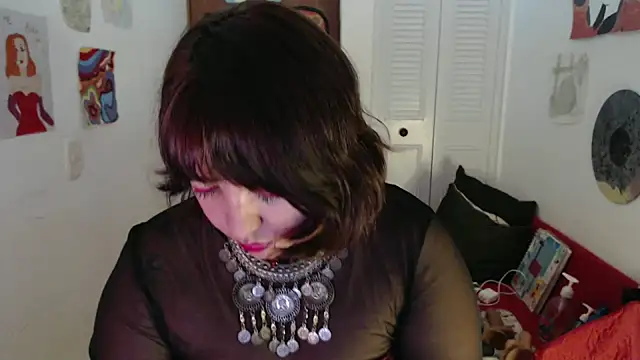 soynanabela28 online show from October 19, 2025, 12:33 am