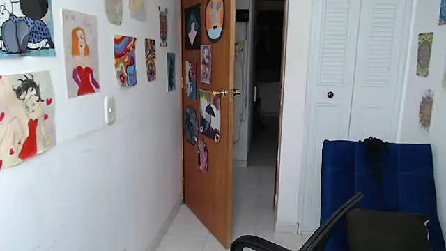 soynanabela28 online show from April 21, 2026, 4:56 pm