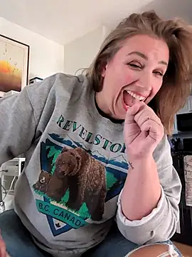 Canadian BBW online show from October 15, 2025, 10:32 pm