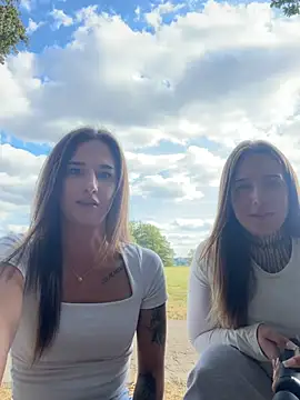 joanaelaa online show from July 23, 2026, 4:16 pm