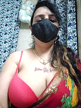 cute-tanvi online show from September 29, 2025, 12:16 am