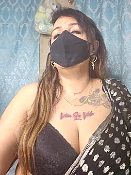 cute-tanvi online show from November 19, 2025, 1:16 am