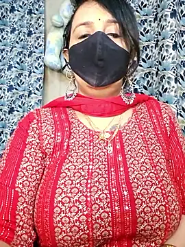 cute-tanvi online show from January 19, 2026, 1:09 am