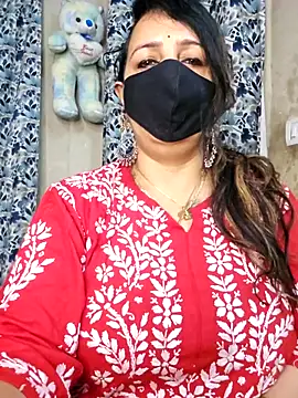 cute-tanvi online show from February 7, 2026, 12:47 am