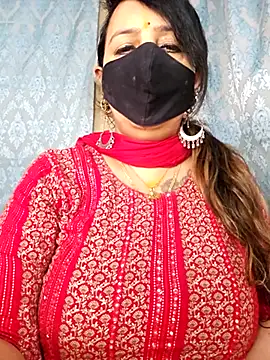 cute-tanvi online show from March 11, 2026, 1:33 am