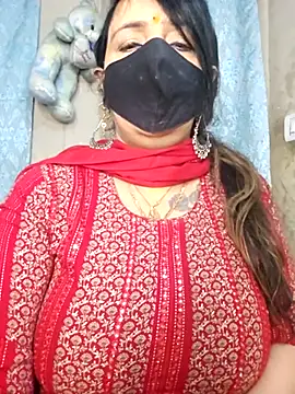 cute-tanvi online show from March 16, 2026, 12:27 am