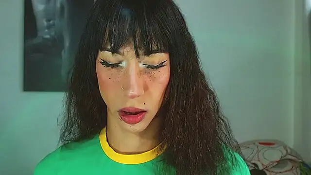 Snapshot of Kenisha_Sweet chatting on January 6, 2026, 5:05 pm Kenisha Sweet online show from January 6, 2026, 5:05 pm