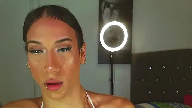 Snapshot of Kenisha_Sweet chatting on January 14, 2026, 12:38 am Kenisha Sweet online show from January 14, 2026, 12:38 am