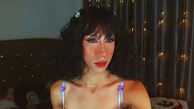 Snapshot of Kenisha_Sweet chatting on February 10, 2026, 11:53 pm Kenisha Sweet online show from February 10, 2026, 11:53 pm