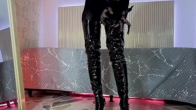 lala angel online show from March 26, 2026, 8:03 pm