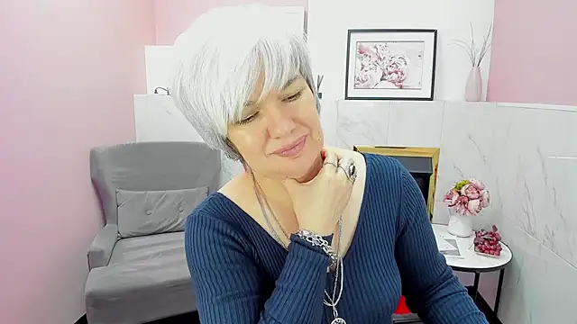 CarmenSoft online show from December 11, 2024, 11:43 pm