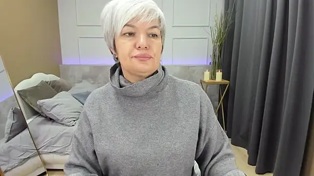 CarmenSoft online show from December 28, 2024, 8:15 pm