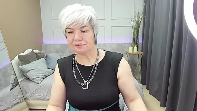 CarmenSoft online show from January 11, 2025, 2:41 am