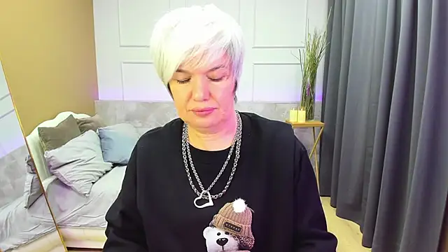 CarmenSoft online show from January 12, 2025, 8:47 pm