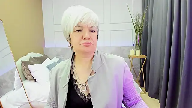 CarmenSoft online show from January 21, 2025, 1:29 am