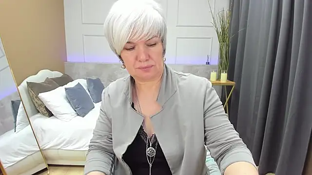 CarmenSoft online show from January 25, 2025, 2:58 am