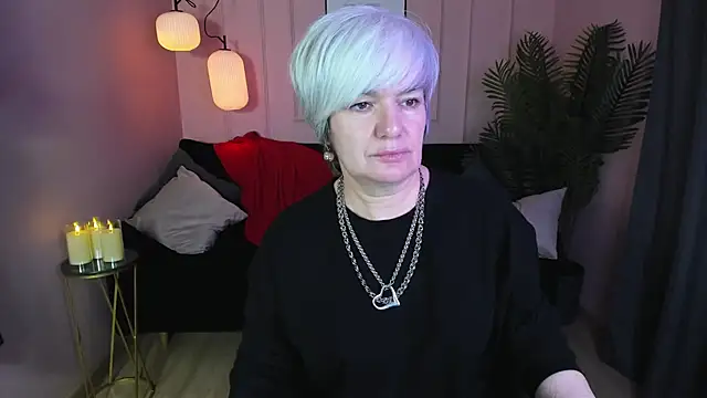 CarmenSoft online show from February 9, 2025, 8:02 pm