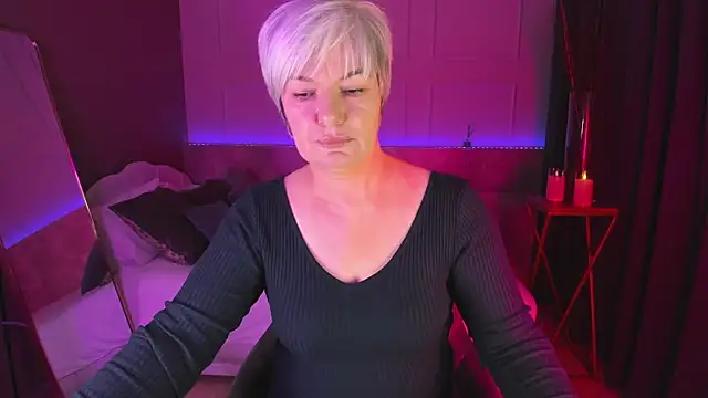 CarmenSoft online show from February 11, 2025, 8:52 pm