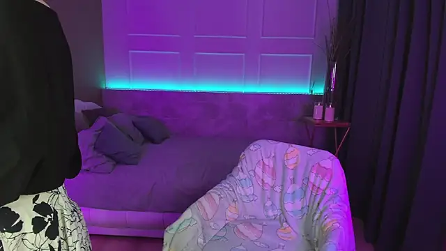 CarmenSoft online show from March 16, 2025, 3:58 am