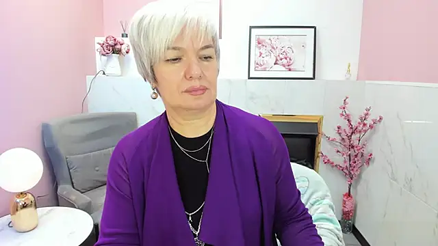 CarmenSoft online show from September 21, 2025, 8:54 pm