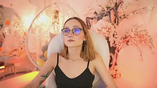 DalahiaRush online show from October 1, 2025, 6:58 pm