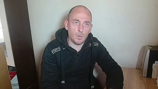 Johan   Barker online show from March 27, 2026, 11:32 am