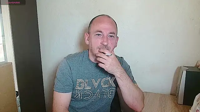 Johan   Barker online show from April 13, 2026, 12:10 pm