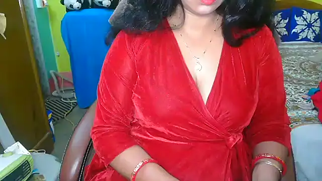 Snapshot of Anushka_21 chatting on January 14, 2025, 1:26 am Anushka 21 online show from January 14, 2025, 1:26 am