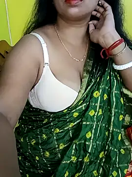 Snapshot of Anushka_21 chatting on September 15, 2025, 6:41 pm Anushka 21 online show from September 15, 2025, 6:41 pm