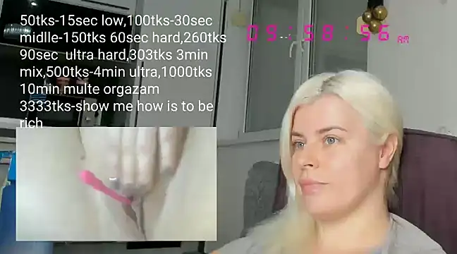 Snapshot of queenofthenighttt chatting on March 13, 2025, 8:59 am queenofthenighttt online show from March 13, 2025, 8:59 am