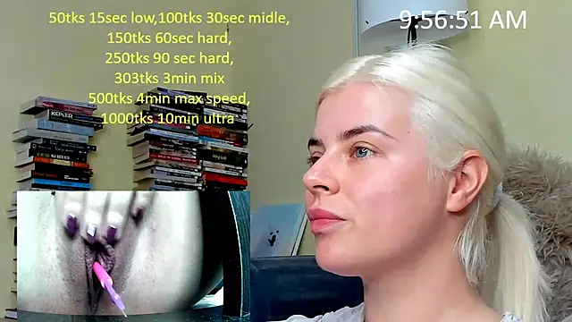 queenofthenighttt online show from November 22, 2025, 8:57 am