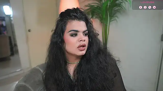 artechloe online show from September 29, 2025, 11:09 pm