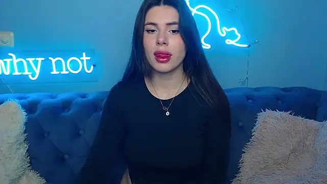 ViollinaLove online show from March 30, 2026, 4:46 am