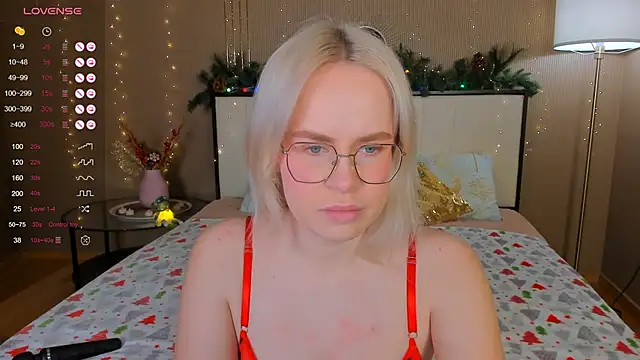 bellatip online show from December 15, 2025, 12:48 am