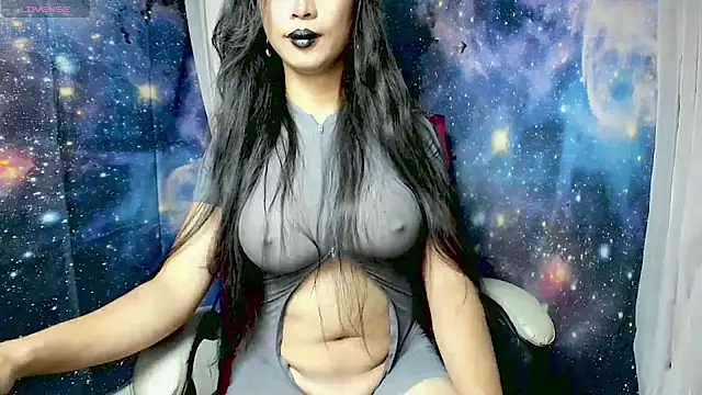 XXsexylongcockXX online show from October 10, 2025, 11:48 pm