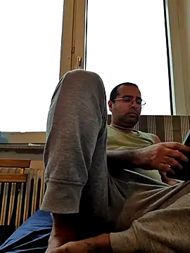 Azad64 online show from November 28, 2025, 2:09 pm