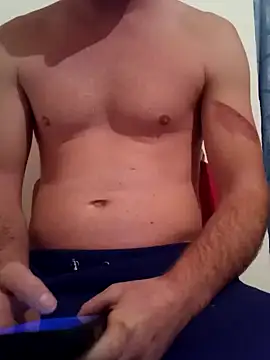 Snapshot of Rolandxxxr chatting on January 4, 2025, 6:51 pm Rolandxxxr online show from January 4, 2025, 6:51 pm