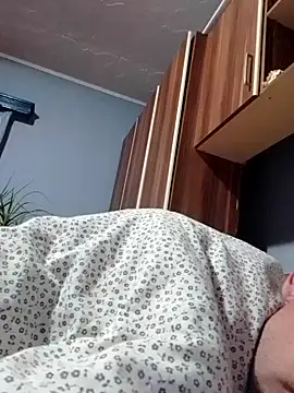 Snapshot of Rolandxxxr chatting on March 10, 2025, 2:50 am Rolandxxxr online show from March 10, 2025, 2:50 am